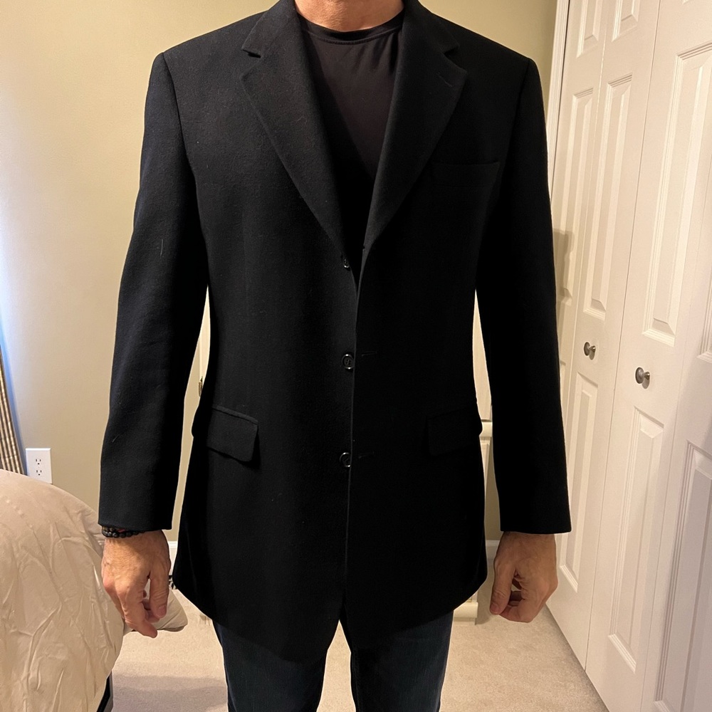 Brooks Brothers Men coat jacket wool camel hair size 43 L in great condition.